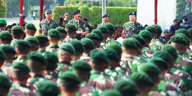 Apel Pengamanan Pelantikan Presiden-Wakil Presiden. ©2019 Merdeka.com/Imam Buhori