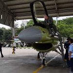 Pesawat F-16 TNI AU di upgrade