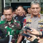 Personel TNI pukuli polisi dan rusak mapolsek di Tapanuli Utara. ©2020 Merdeka.com/Yan Muhardiansyah