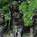 Anggota Raider Komando Cadangan Stratehis Angkatan Darat (Kostrad)