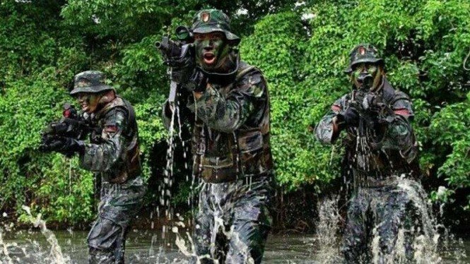 Anggota Raider Komando Cadangan Stratehis Angkatan Darat (Kostrad)