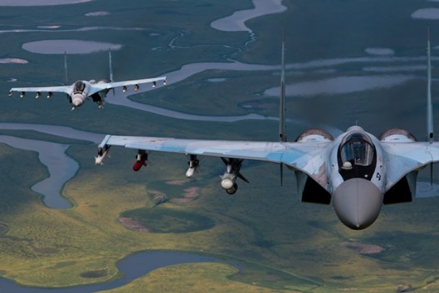 Pesawat tempur Su-35
