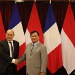 Menhan Prabowo bersama Menlu Prancis Jean-Yves Le Drian di Gedung Kementerian Pertahanan, Jakarta. (Foto dok Menhan Prabowo).