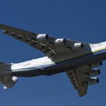 Pesawat Antonov AN-225 milik Ukraina yang merupakan pesawat terbesar di dunia dikabarkan hancur karena serangan pasukan Rusia. (AFP/GENYA SAVILOV)