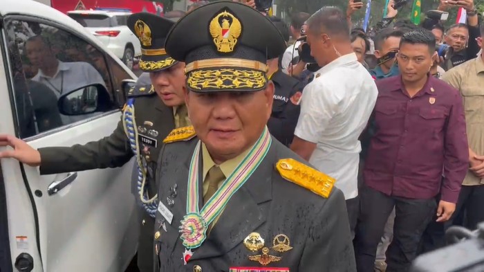 Prabowo Subianto menerima pangkat istimewa Jenderal TNI (HOR). (Dok. Istimewa)